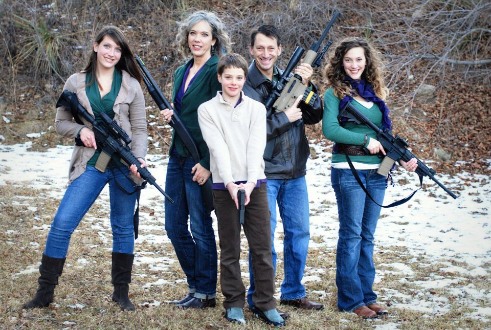 gun-family-1